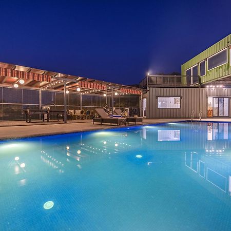 Vila Elivaas Hidden Oasis 4Bhk With Pool, Mud House & Container House Dhauj Exteriér fotografie