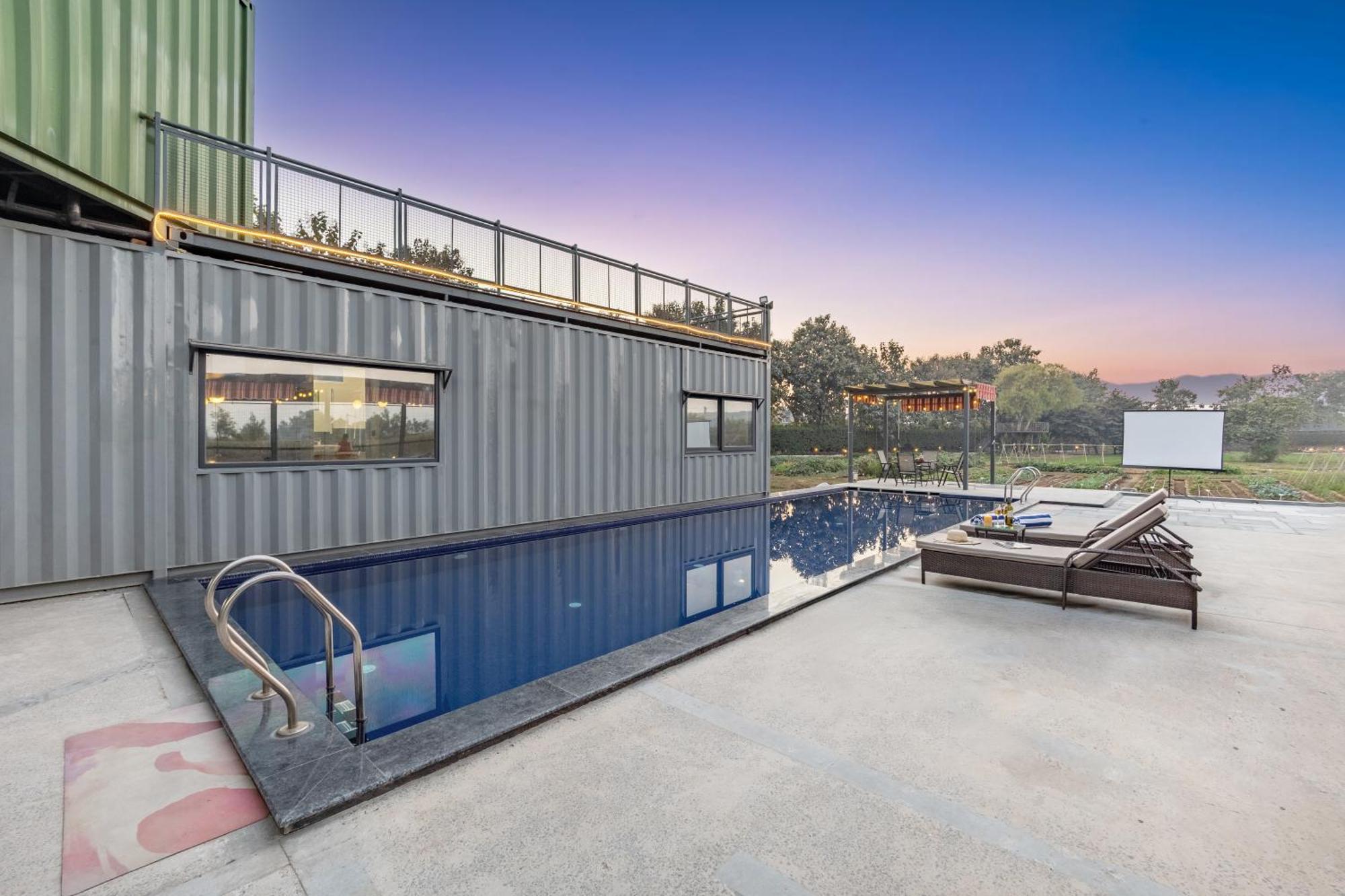Vila Elivaas Hidden Oasis 4Bhk With Pool, Mud House & Container House Dhauj Exteriér fotografie