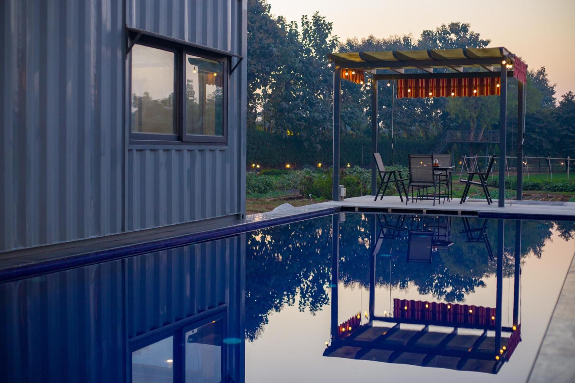 Vila Elivaas Hidden Oasis 4Bhk With Pool, Mud House & Container House Dhauj Exteriér fotografie